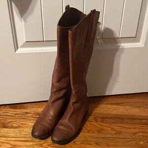 Leather Boots in Rich Brown Leather
Riding boots